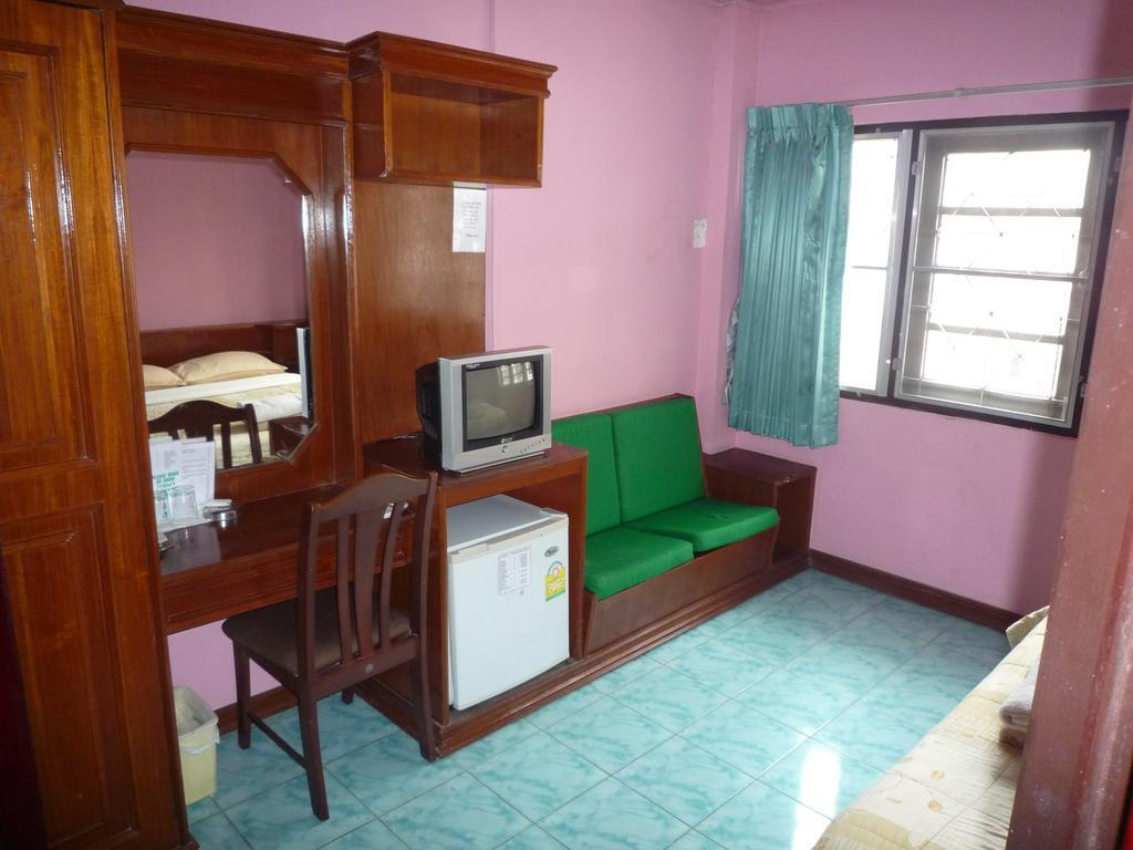 Marina Inn Pattaya Cameră foto